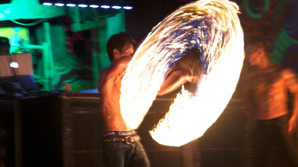 KOH PHI PHI BEACH PARTY